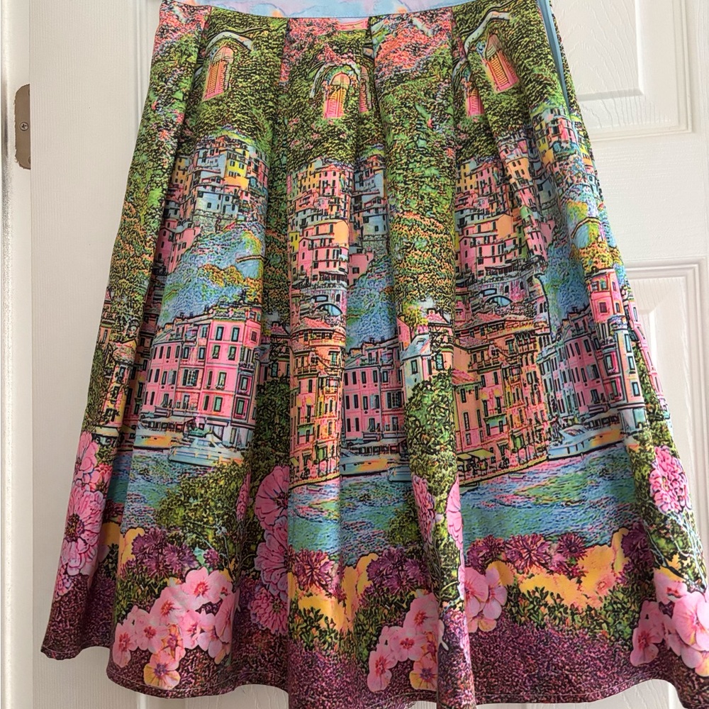 Colorful Scenic Print Skirt